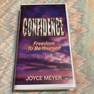 💫 Joyce Meyer Cassette Tapes Confidence
